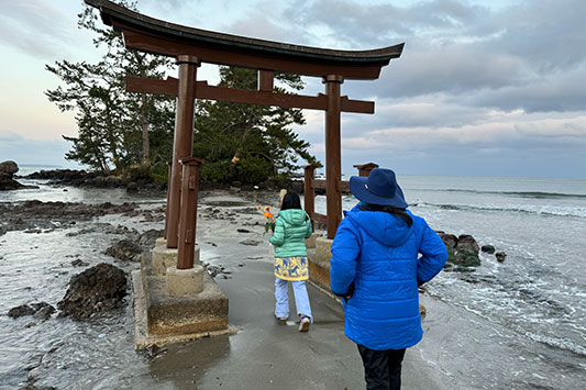 ���A���A��