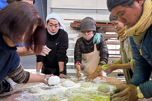 �N���P��̔я��Ɩ݂�