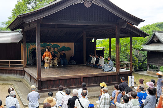 �V��\�u����̗X�֔z�B�v